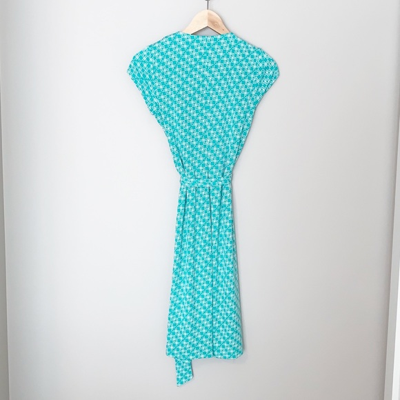 le chateau White & Aqua dress - Small - Picture 3 of 7